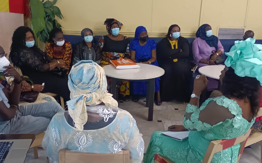 Instalación de la comunidad autofinanciada de las mujeres senegalesas de Terrassa